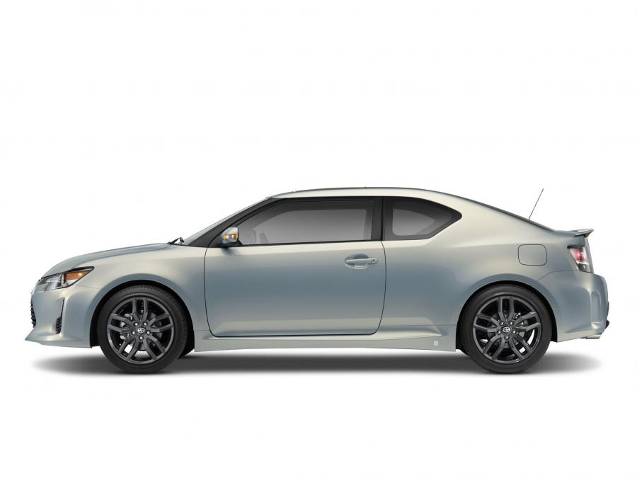 Scion tC 10 Series 2013 года  (фото 11 из 13)
